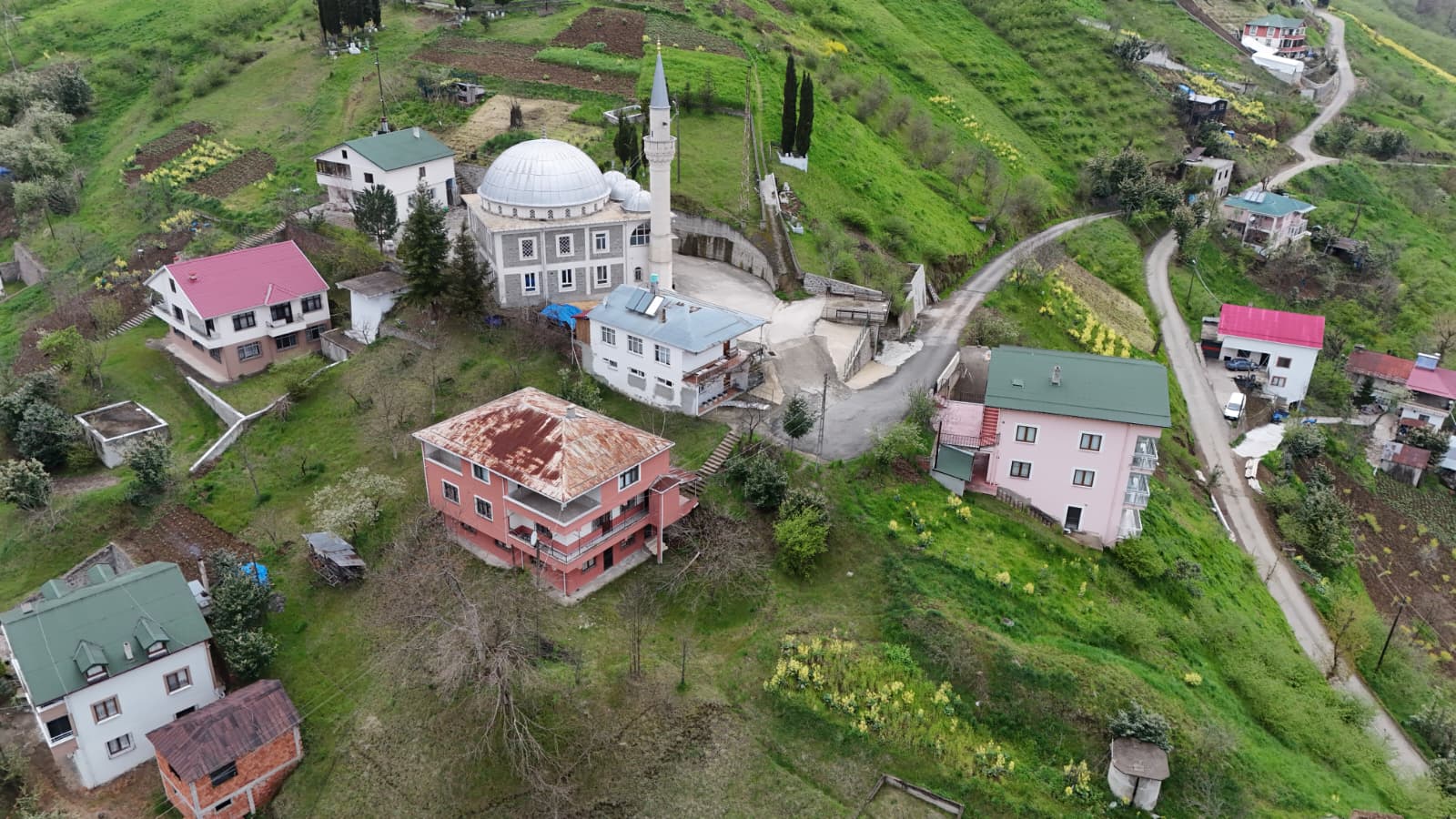 YAZLIK KONUT YAYLA EVİ